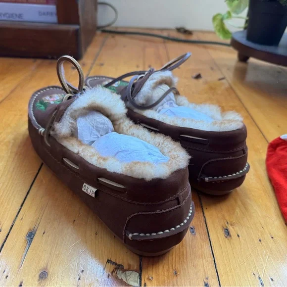 NWOT KJP Cozy Cabin Moccasins - Picture 6 of 6